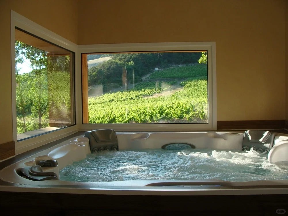 The Ultimate Guide to Hydrotherapy: Benefits of an Outdoor Spa Bath for Mind and Body